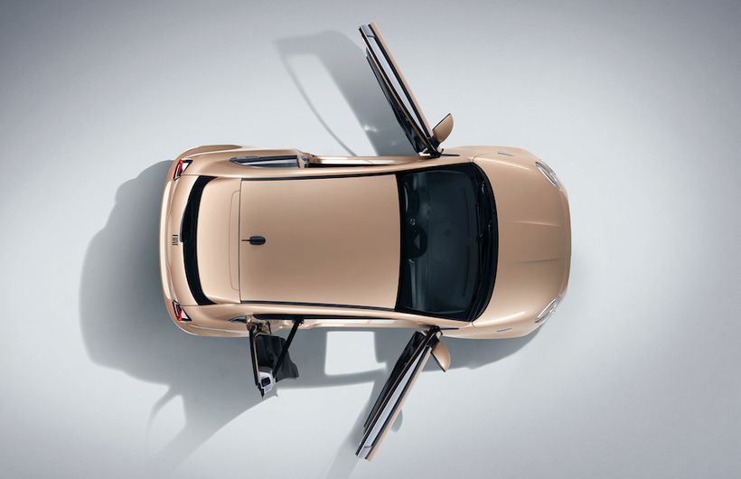 Fiat New 500 exterior from above 